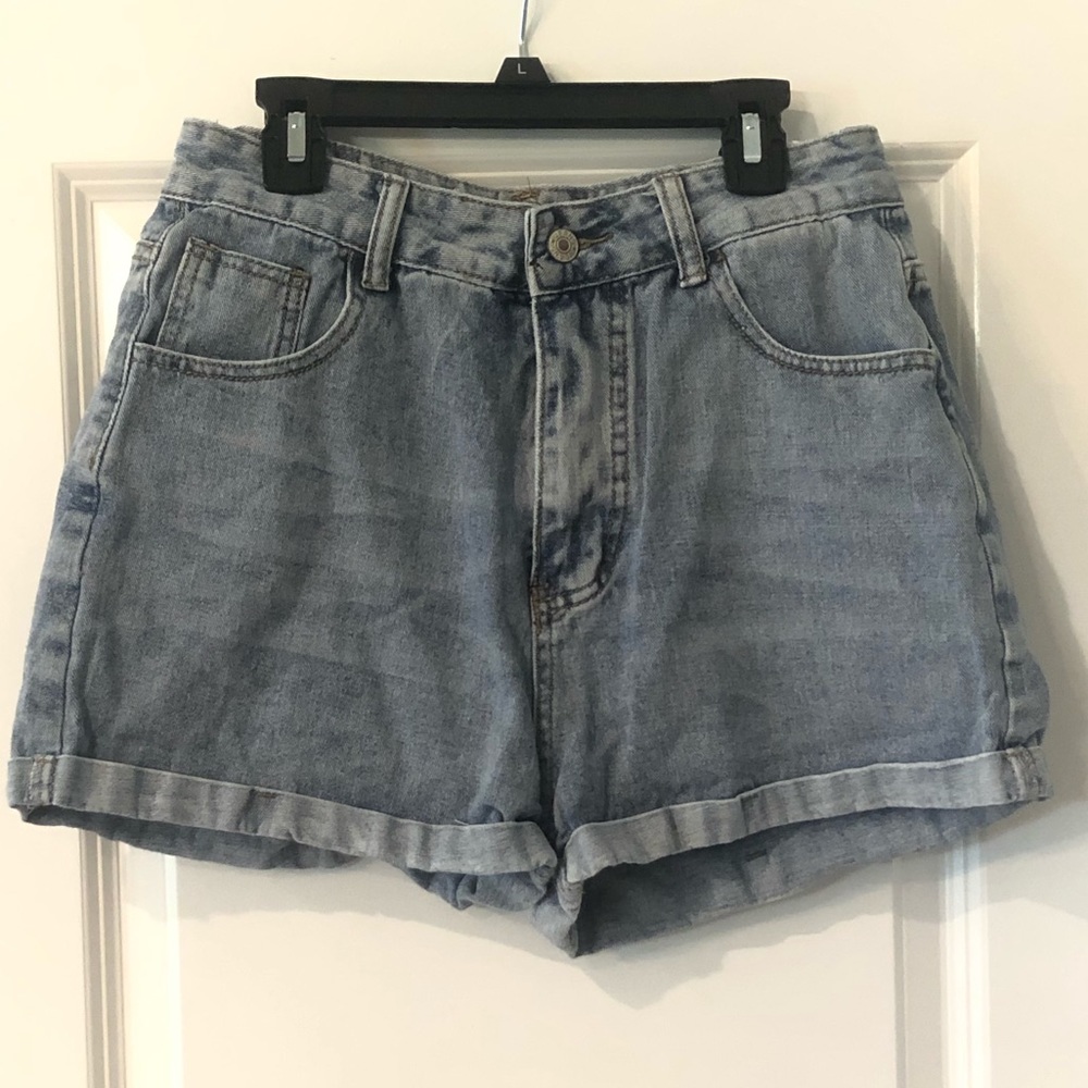 mom cuffed hem shorts